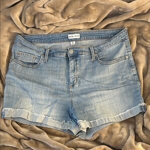 Ava & Viv Light Wash Denim Shorts